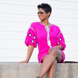 Magenta puff sleeved dress